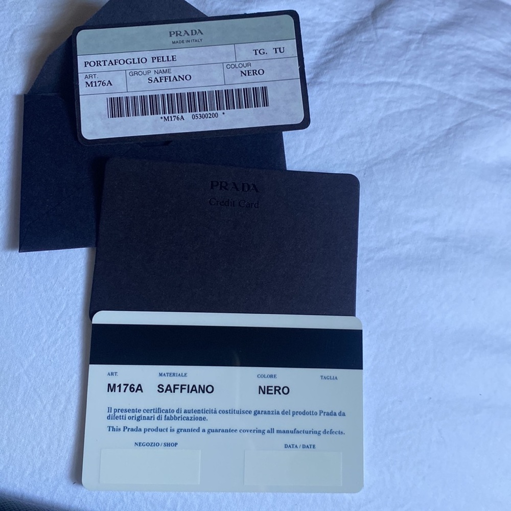 Prada Black Saffiano Leather Tri-Fold Wallet with Gold Logo - Picture 6 of 9